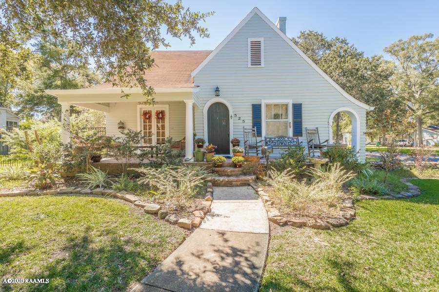 525 Ave H - Photo 1