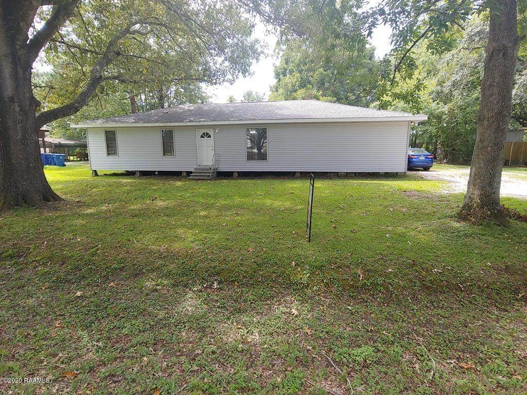 492 Acorn Drive - Photo 1