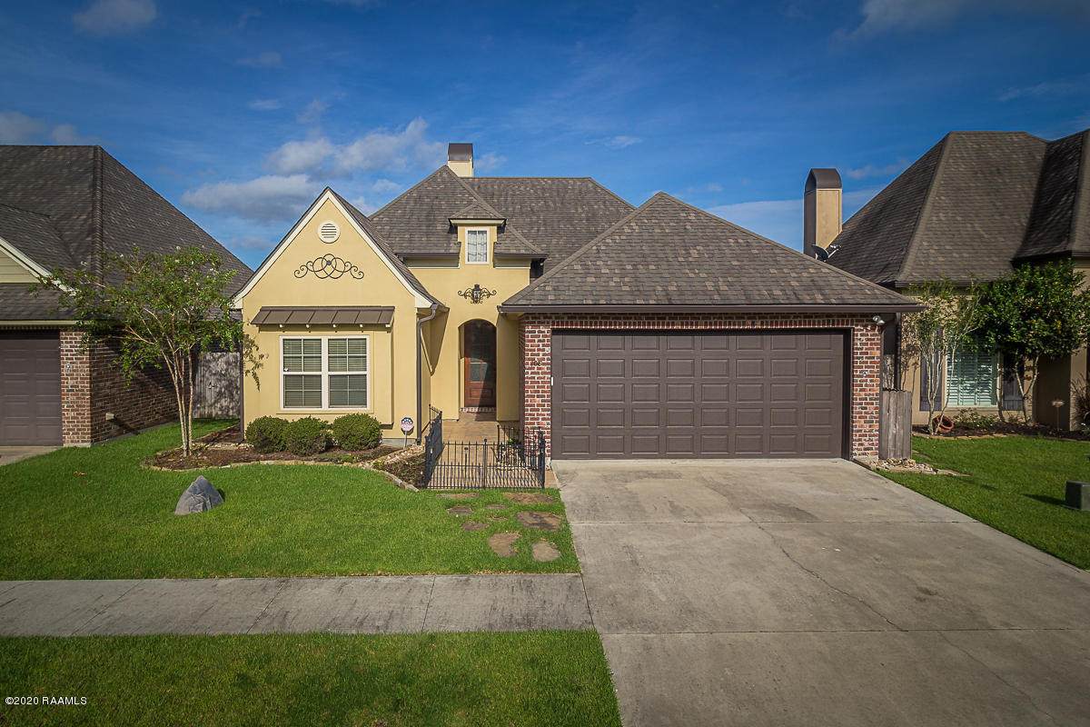 108 Crenshaw Drive - Photo 1