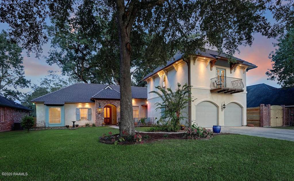403 Comanche Drive - Photo 1