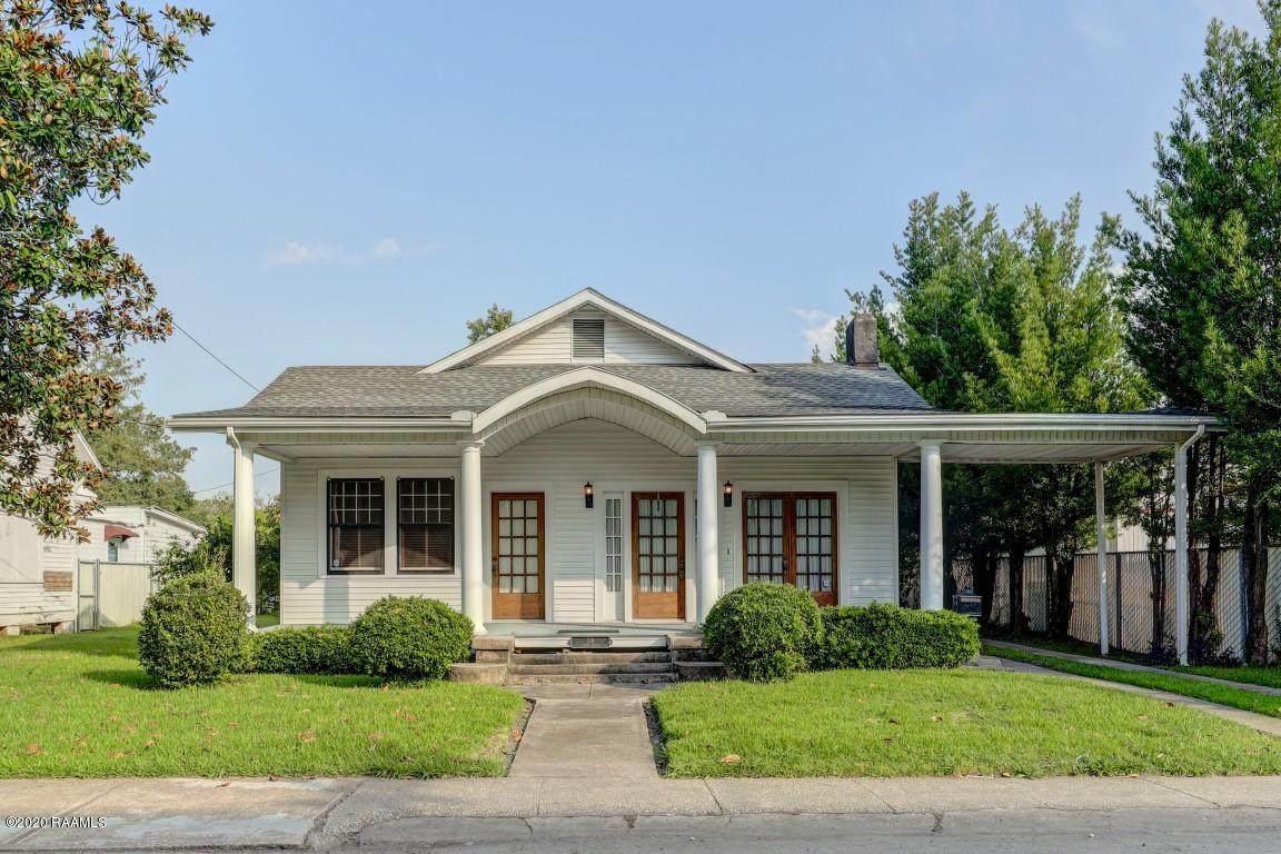 218 Center Street - Photo 1