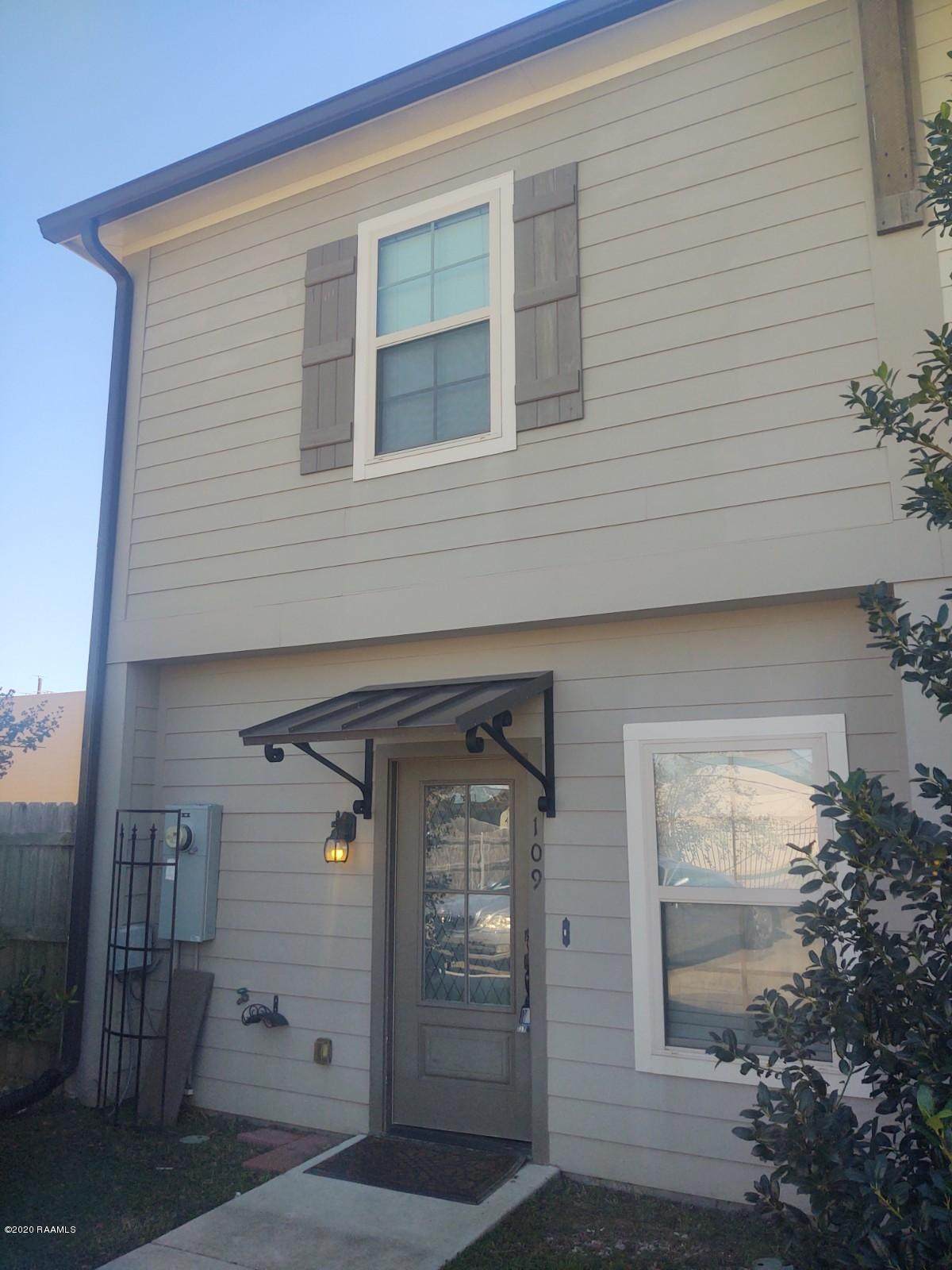 109 Ella Street - Photo 1