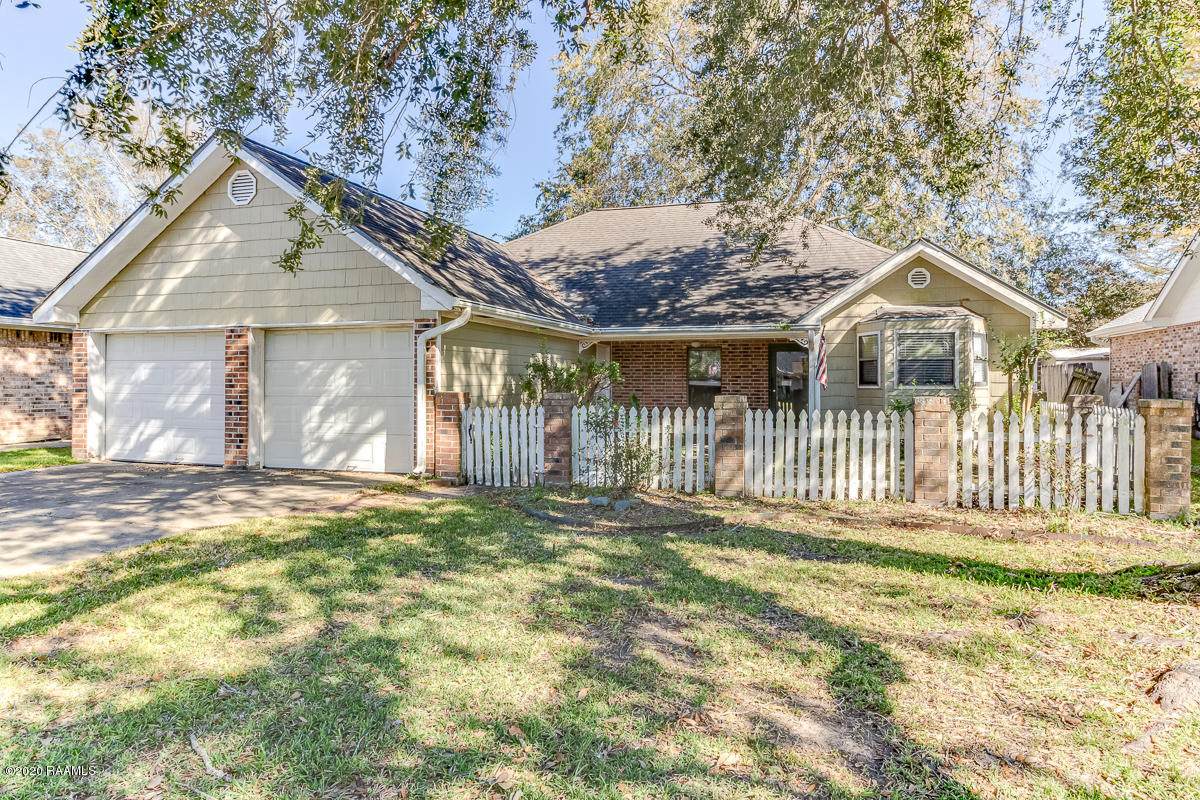 813 Rosedown Lane - Photo 1