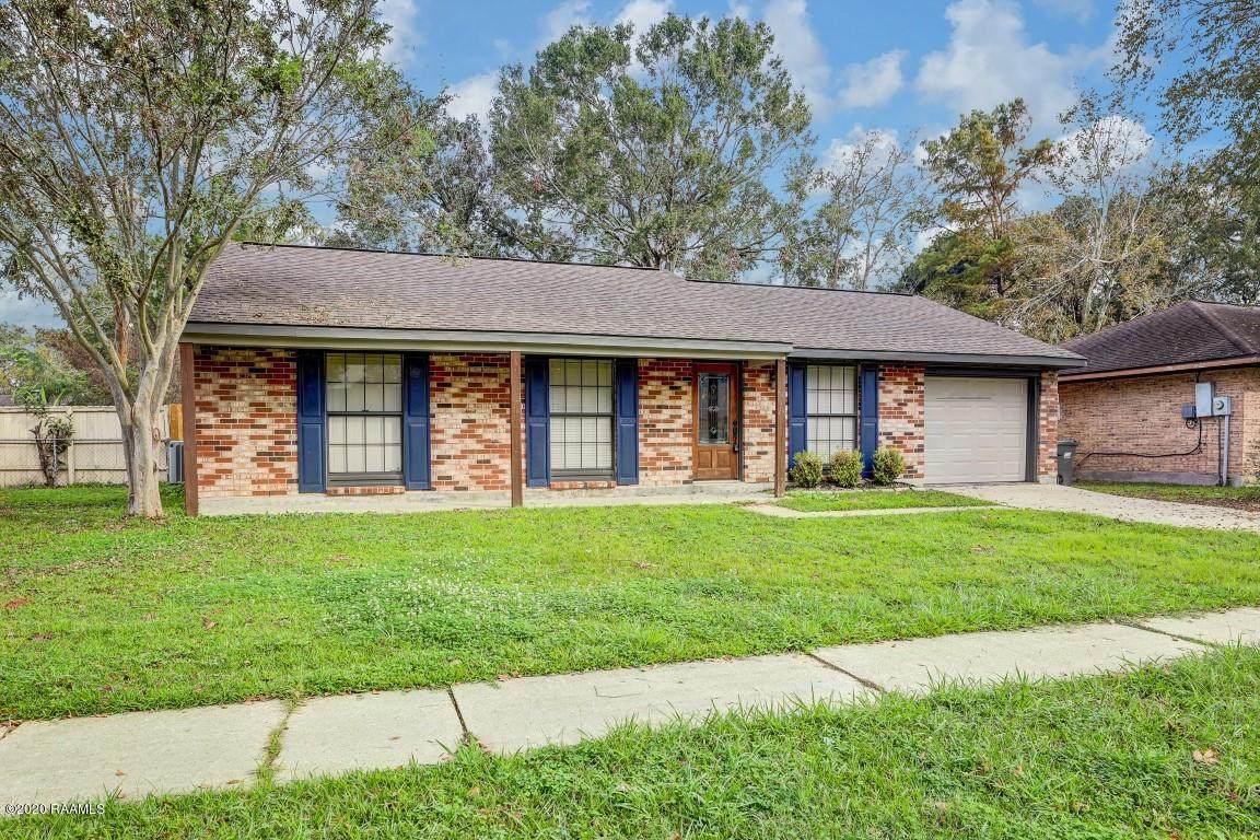 110 Village Lane - Photo 1