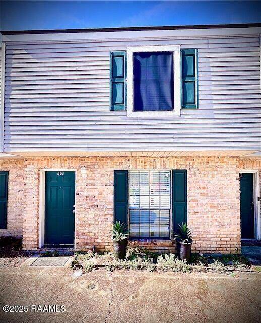 100 Winchester Drive - Photo 1