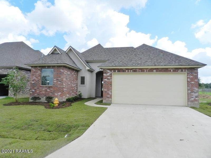 124 Clover Leaf Drive - Photo 1
