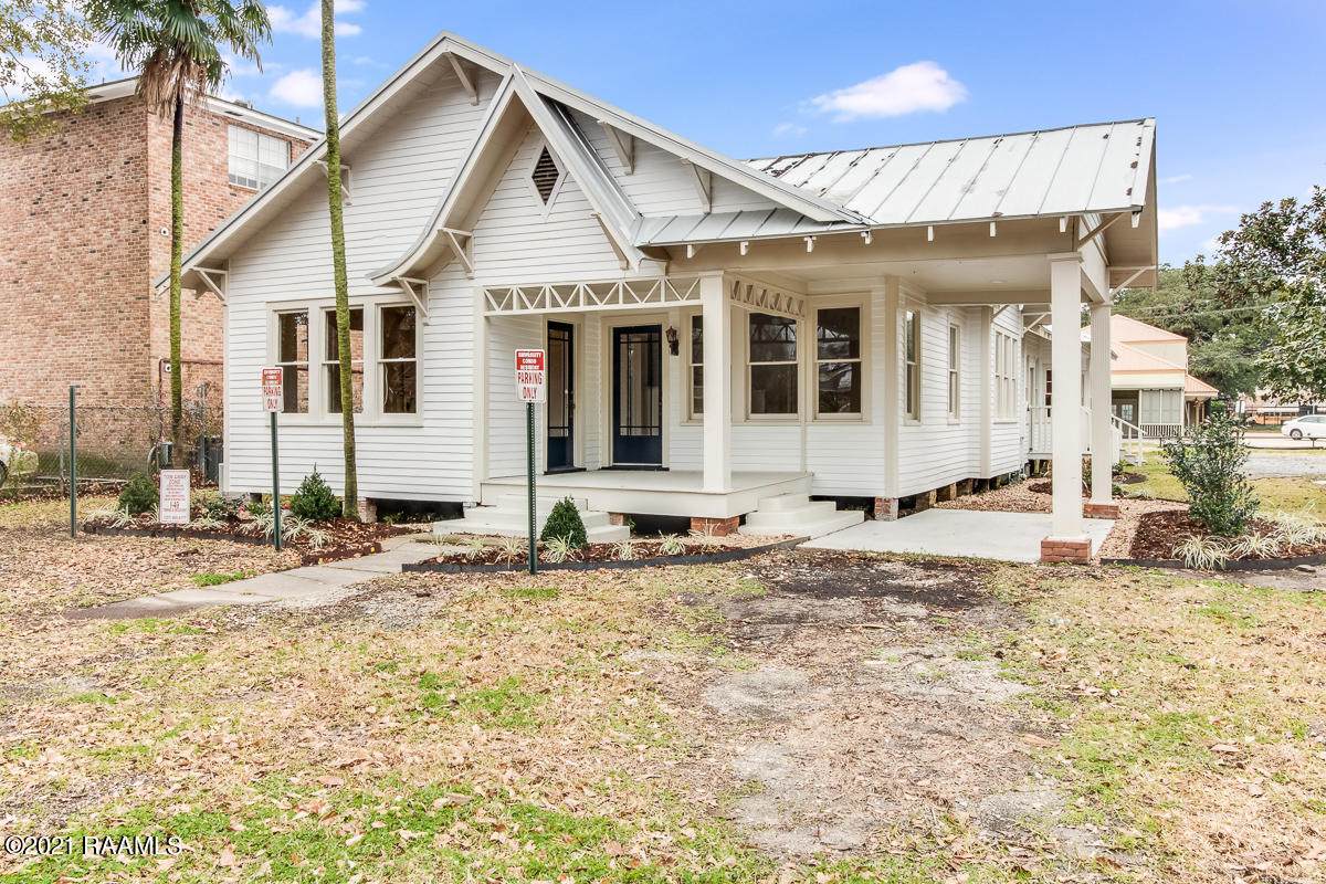 202 General Gardner Avenue - Photo 1