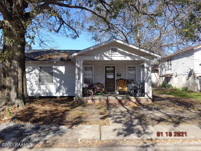 512 Sofas Street - Photo 1