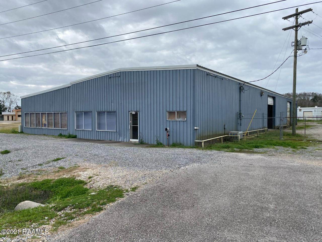1018 Hwy 90 - Photo 1
