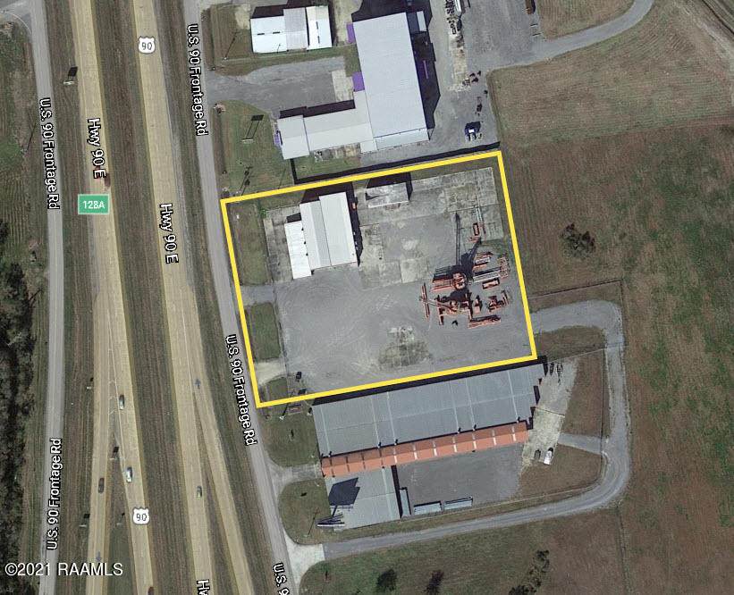 1004 Hwy 90 - Photo 1