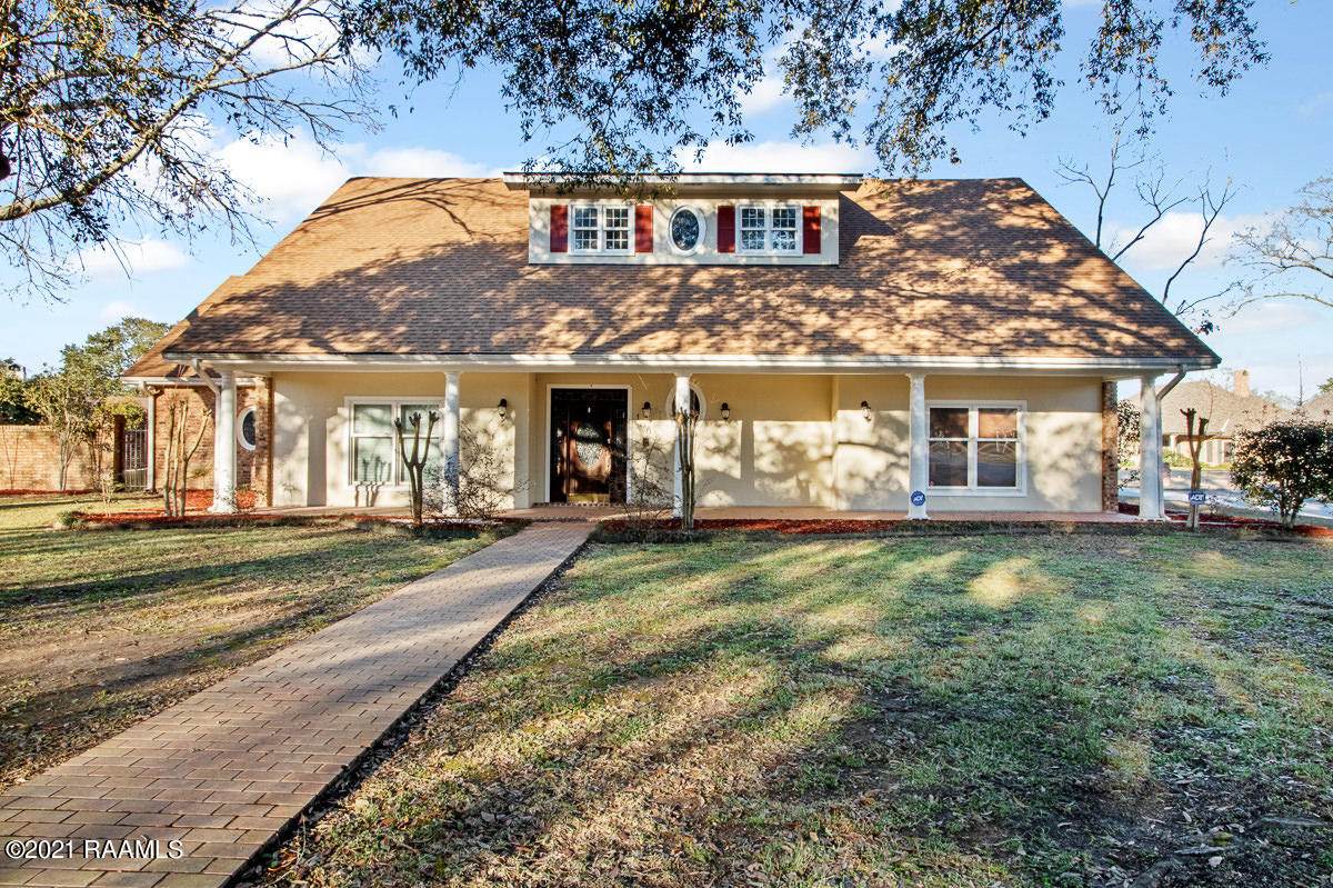 100 Oakforest Drive - Photo 1