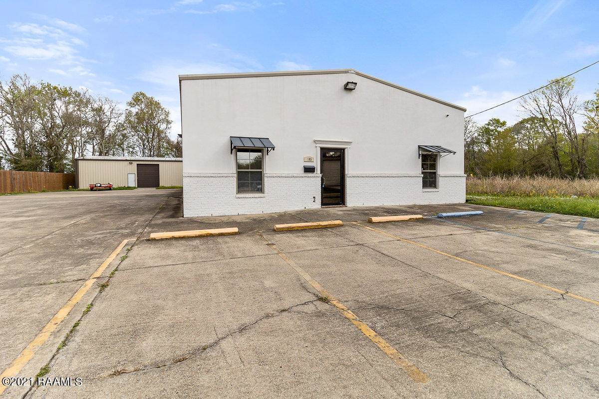 205 Angus Drive - Photo 1