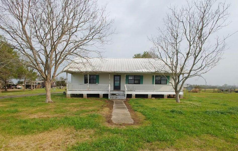 39716 Les Rois Road - Photo 1