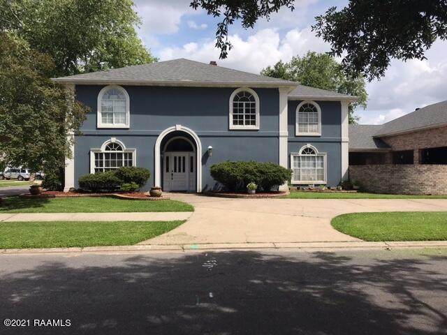 601 Monteigne Drive - Photo 1