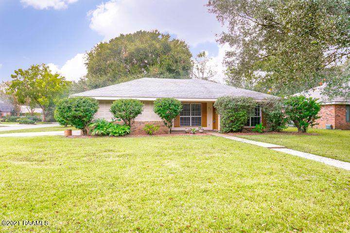 99 Karolwood Drive - Photo 1
