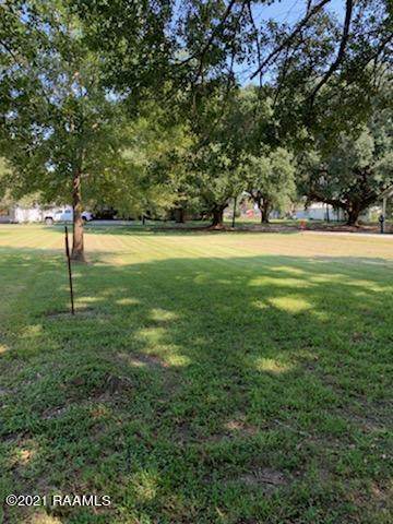 208 Trahan Boulevard - Photo 1