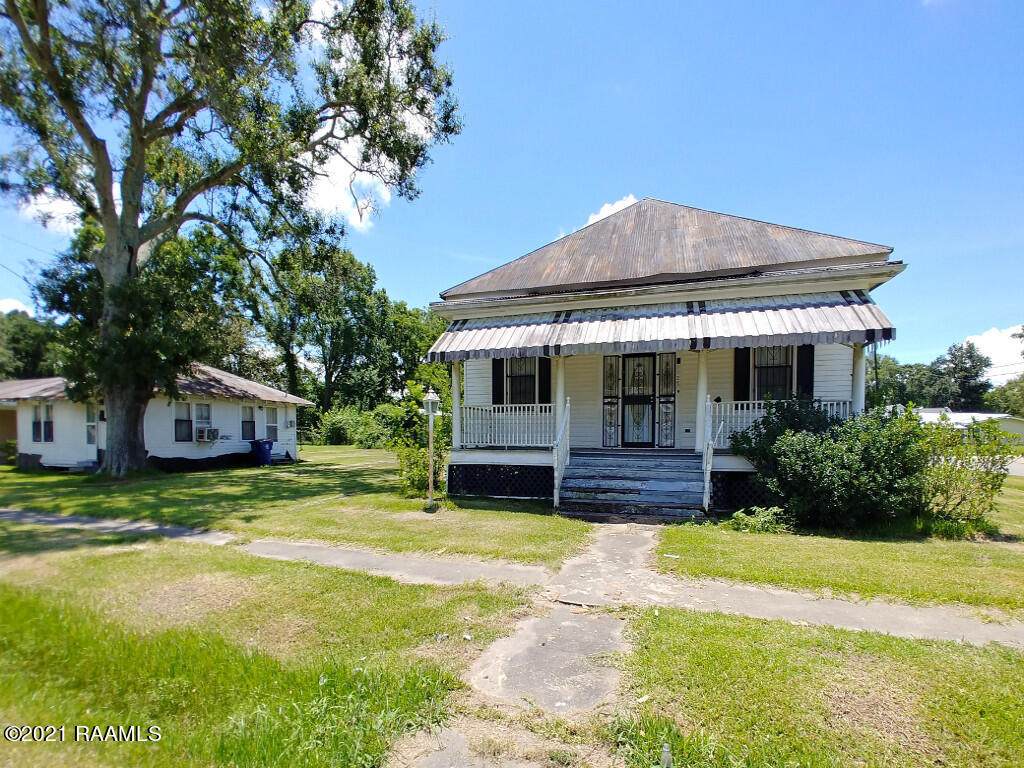 1127 5th Street - Photo 1