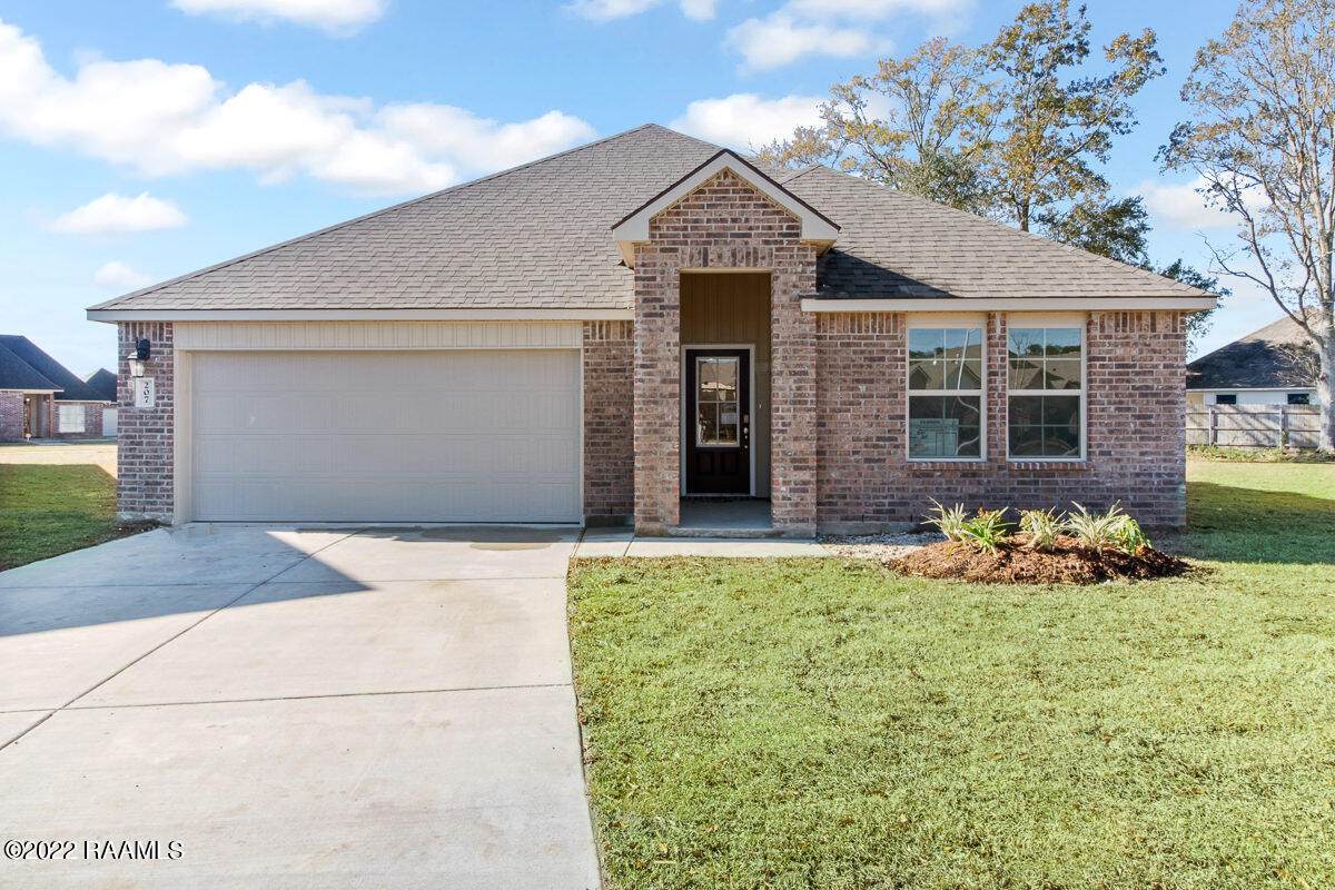 117 Southern Oaks Drive - Photo 1