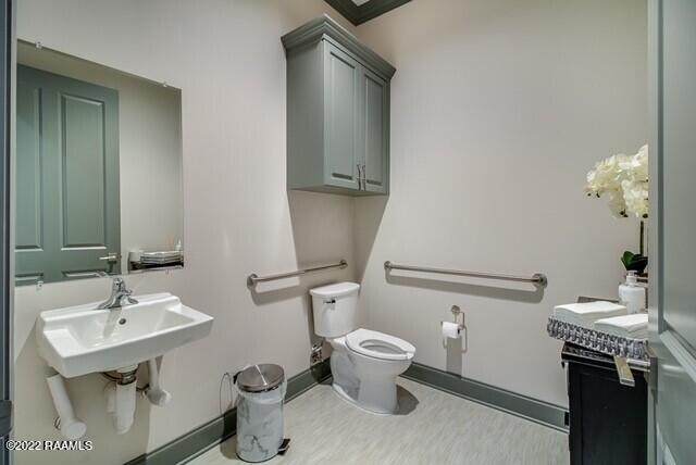 3312 Kaliste Saloom Road - Photo 1
