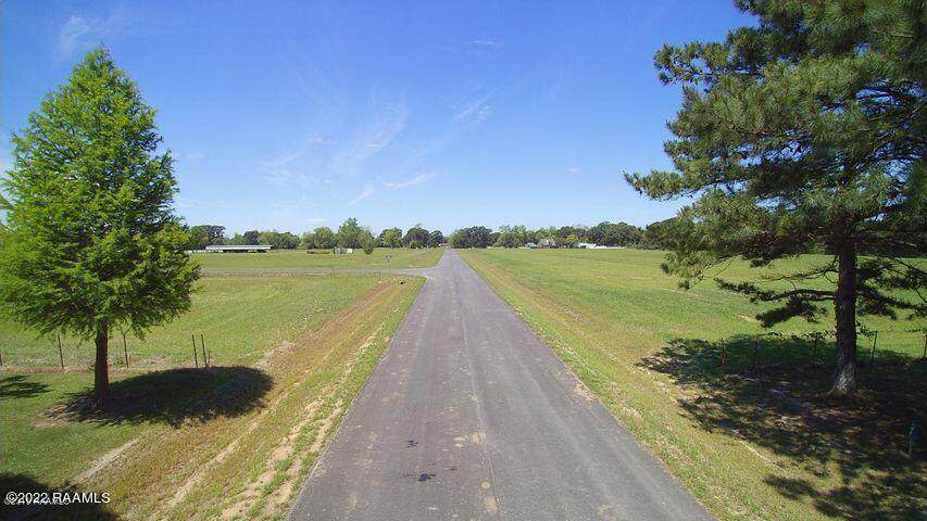 217 Coteau Ridge Road - Photo 1
