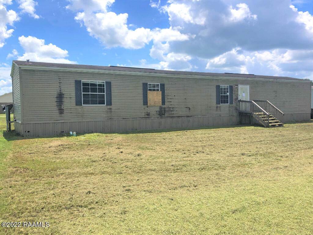 882 Superior Road - Photo 1