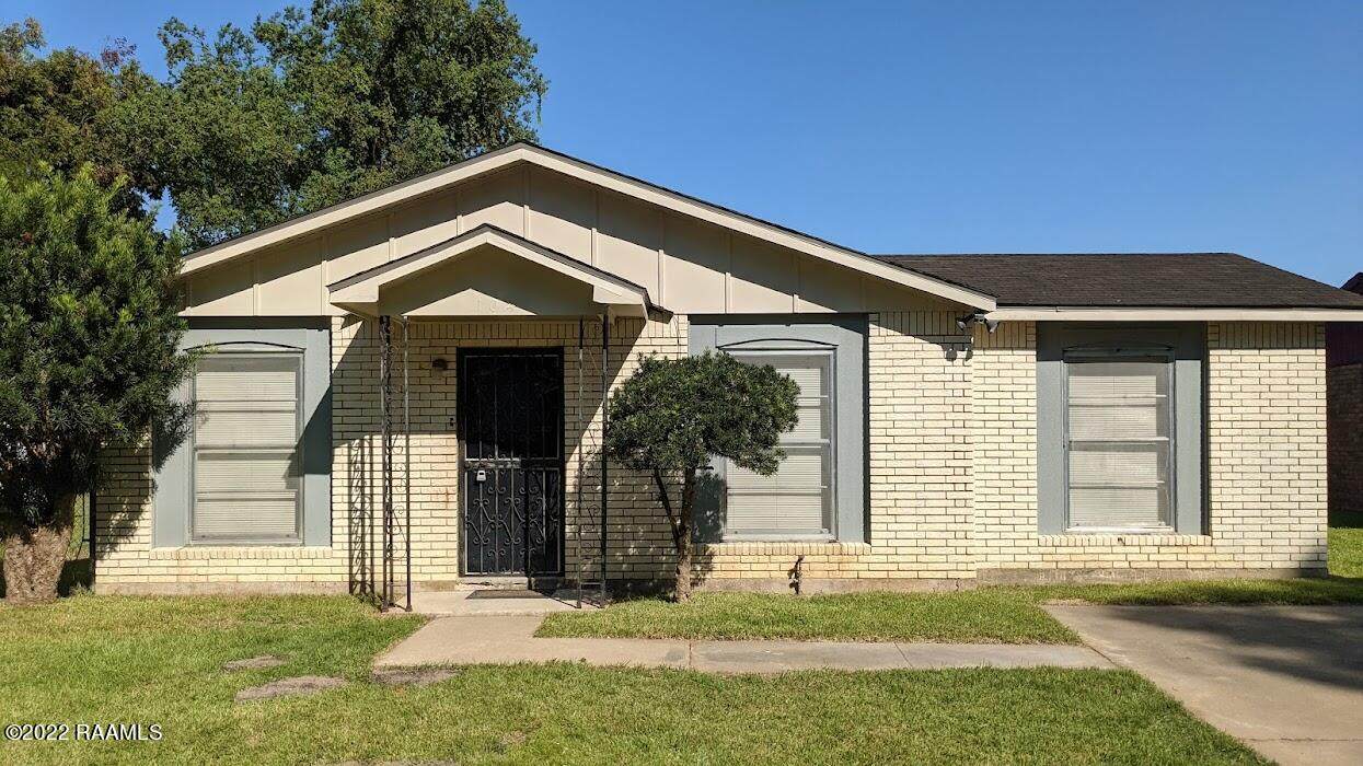 104 Town Homes Drive - Photo 1