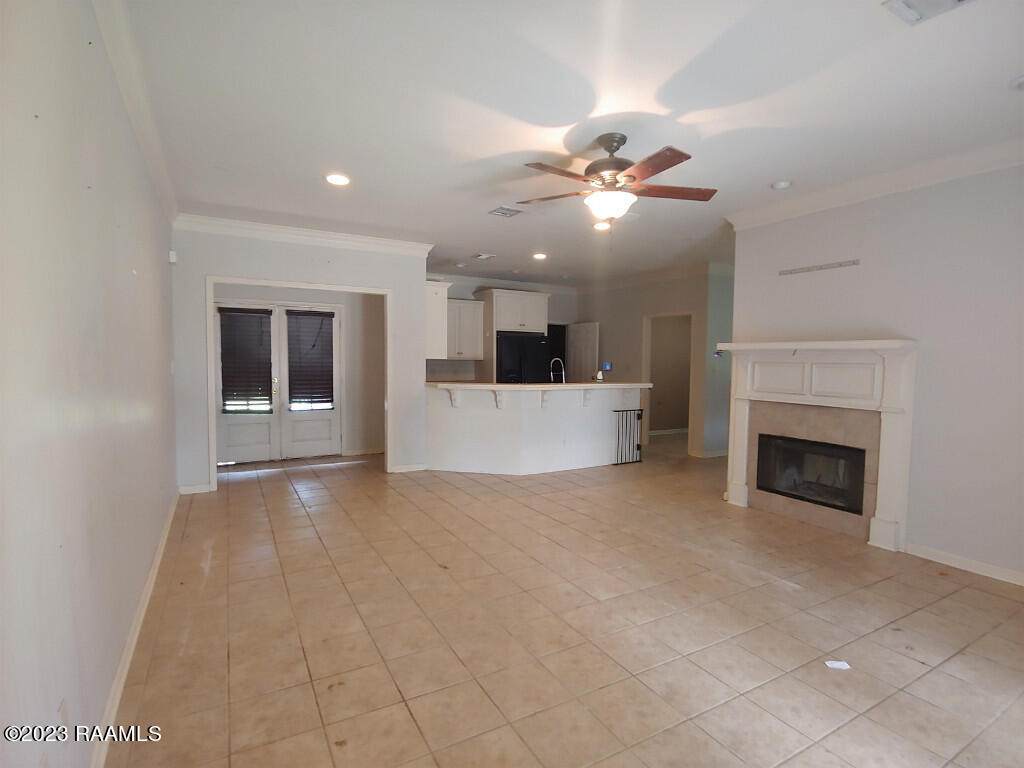 210 Colchester Drive, Broussard, LA 70518 (MLS 23005263) Keaty Real