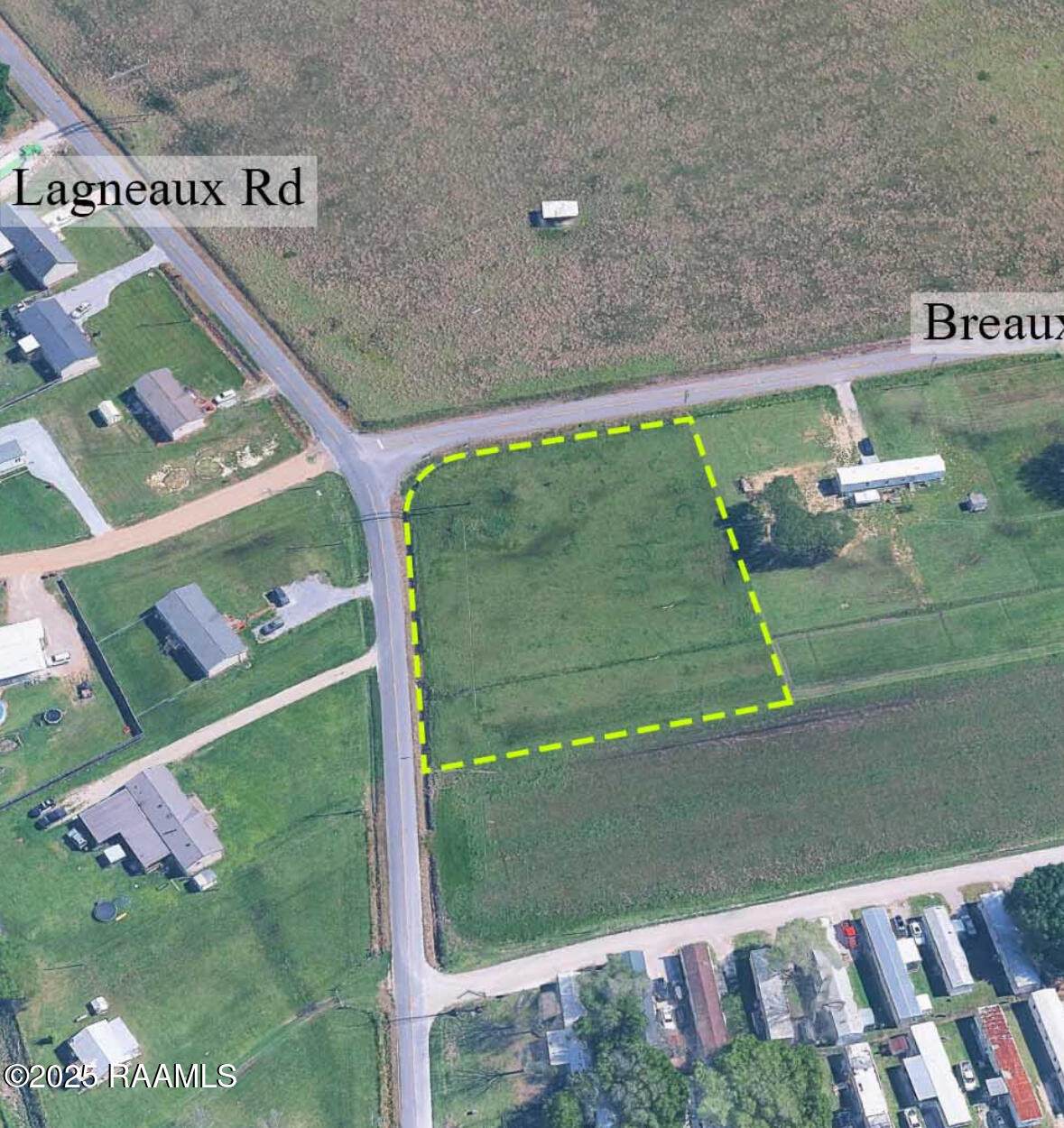 118 Breaux Road - Photo 1