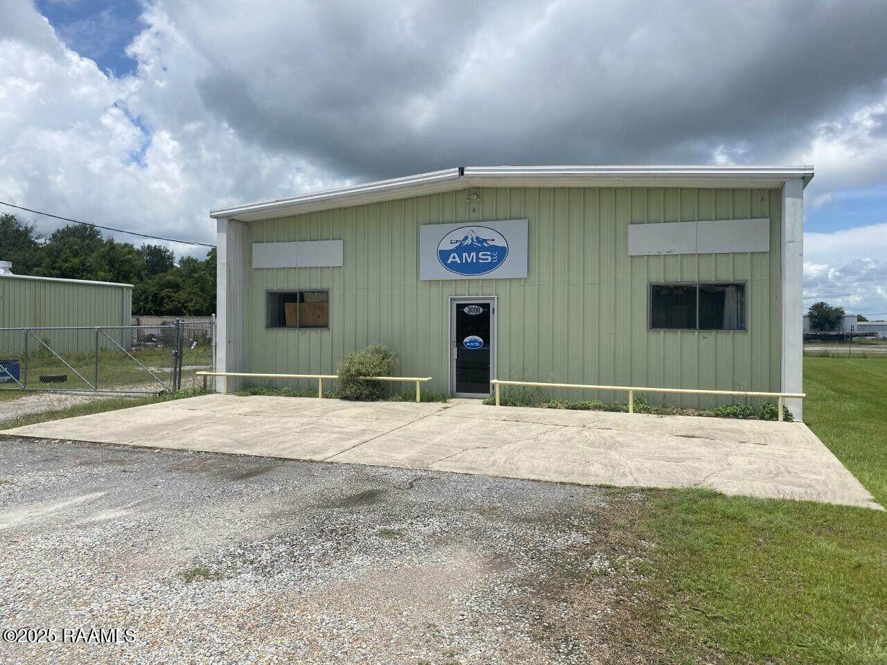 2918&3000 Fairchild Drive - Photo 1