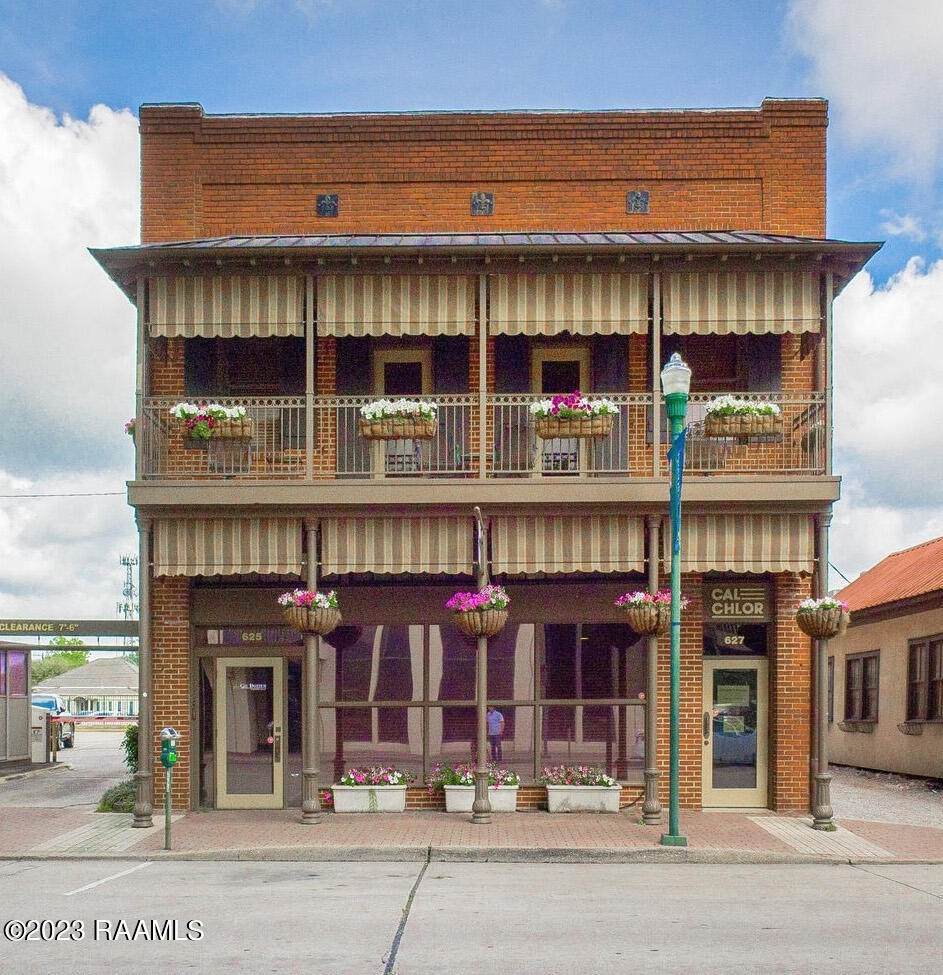 627 Jefferson Street - Photo 1