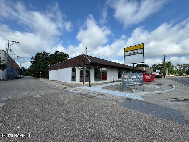 801 University Avenue - Photo 1