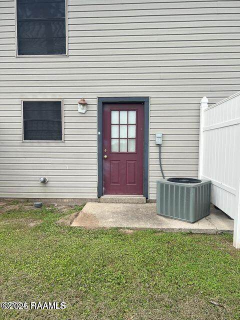 201 High Meadows Boulevard - Photo 1