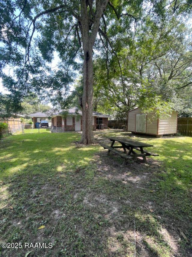 https://bt-photos.global.ssl.fastly.net/acadiana/orig_boomver_1_2500001983-2.jpg