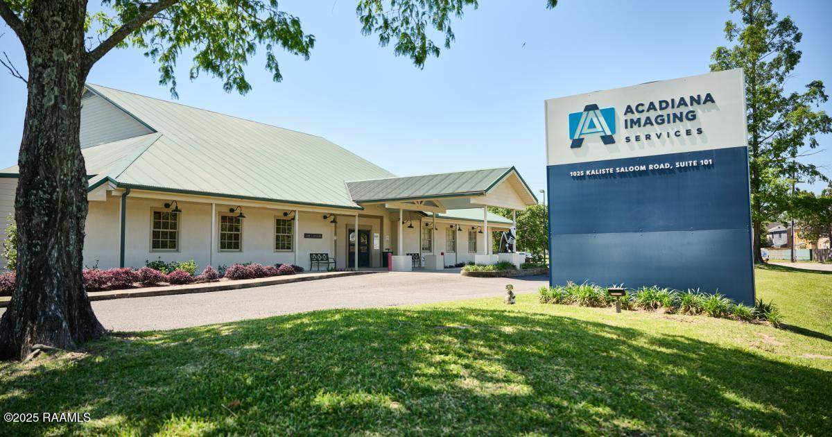 1025 Kaliste Saloom Road - Photo 1