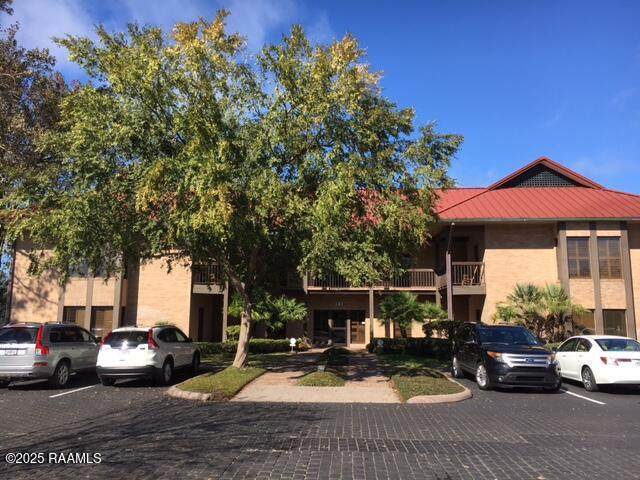 141 Ridgeway Drive - Photo 1