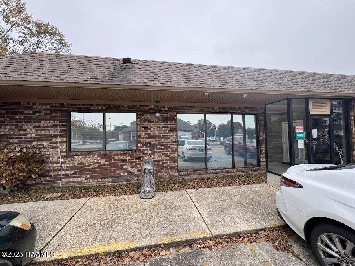 756 Colonial Drive - Photo 1