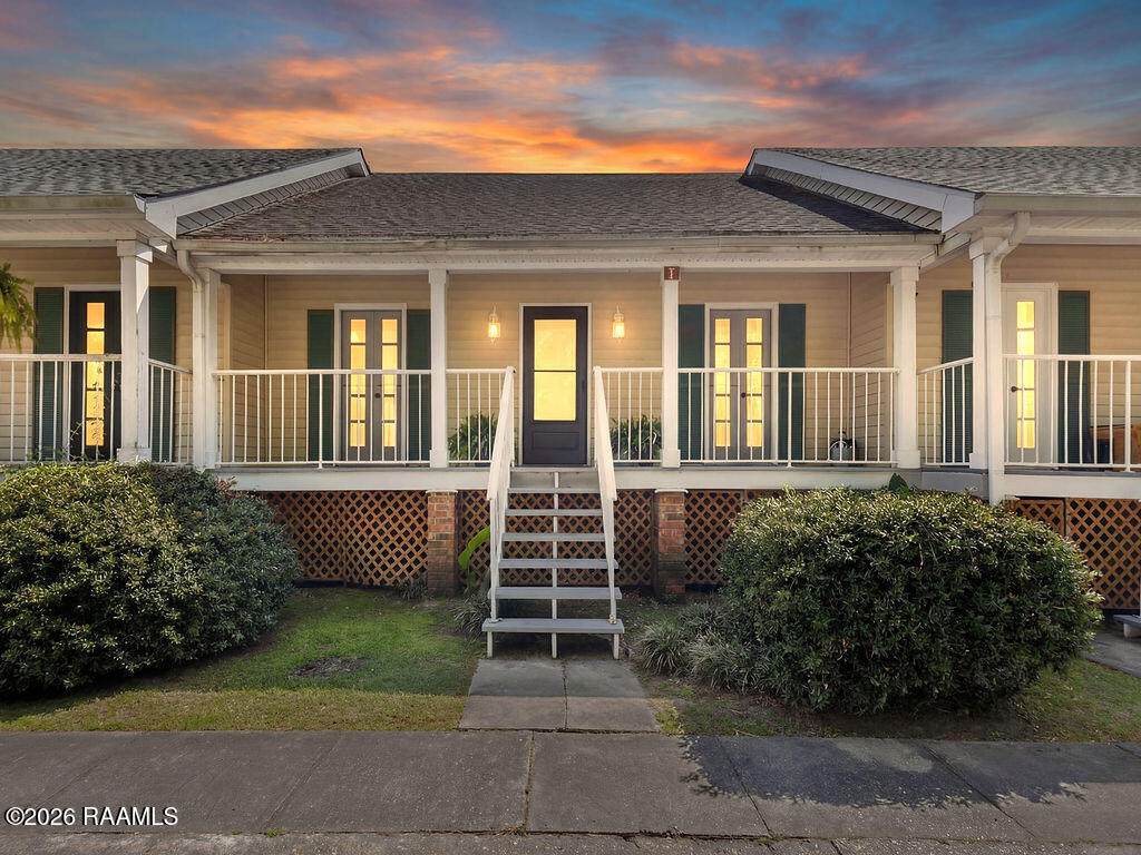 100 Teal Lane - Photo 1