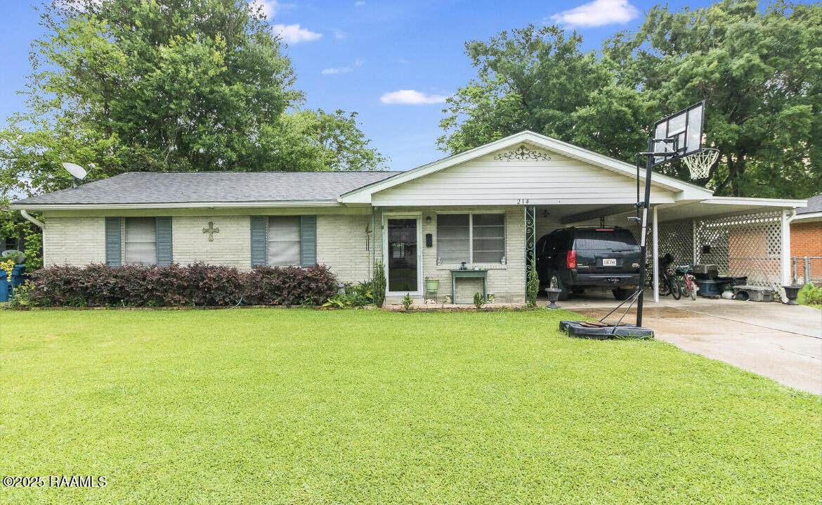 214 Tennessee Street - Photo 1