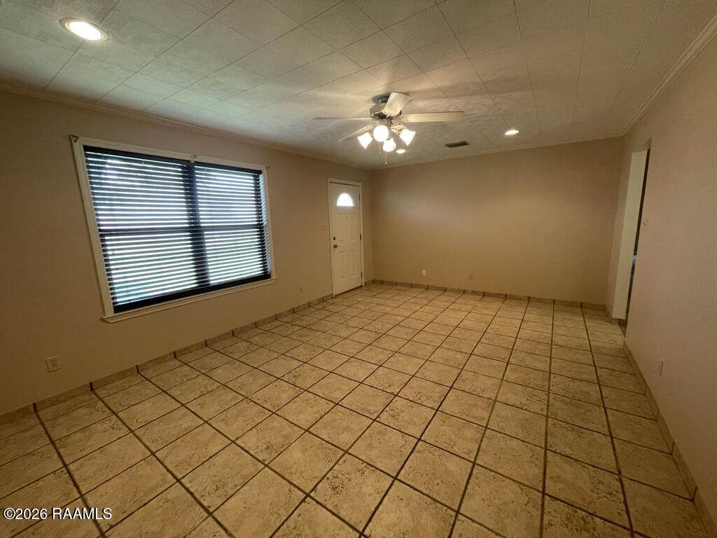 https://bt-photos.global.ssl.fastly.net/acadiana/1280_boomver_1_2600006304-2.jpg