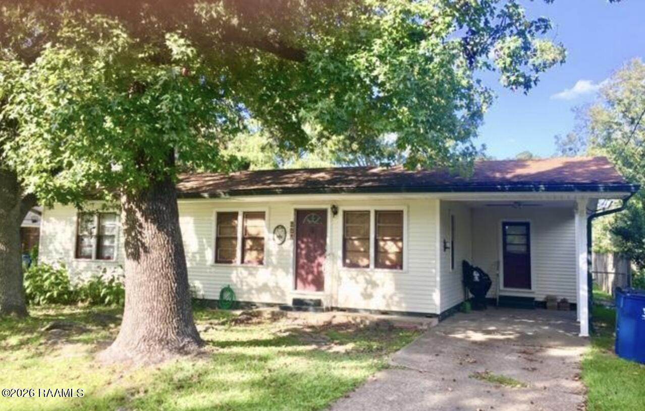 208 Belle Dame Drive - Photo 1