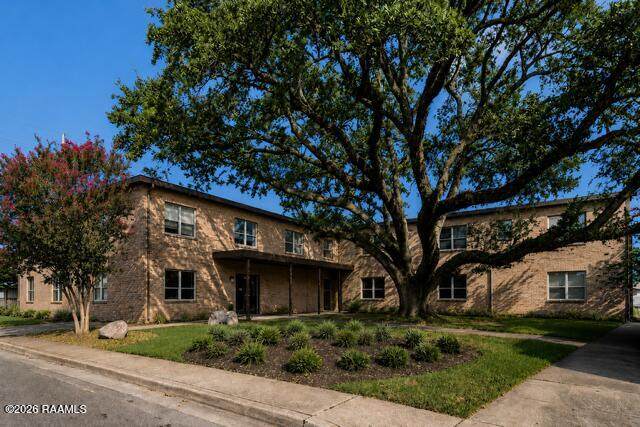 124 Heymann Boulevard - Photo 1