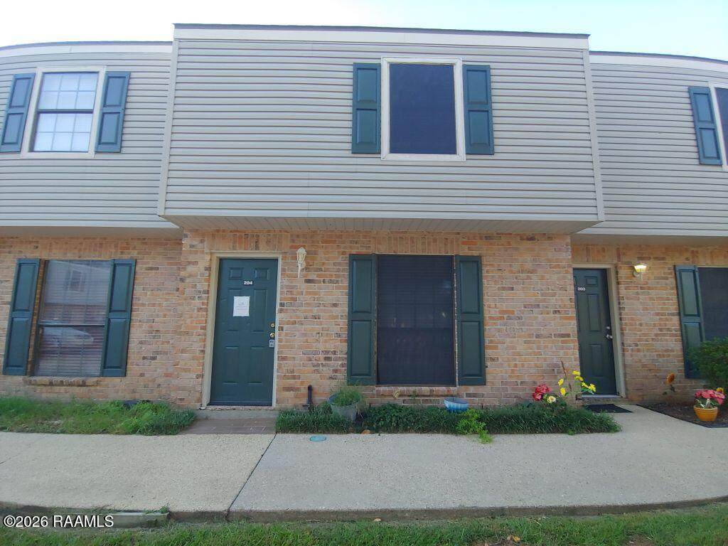 100 Winchester Drive - Photo 1