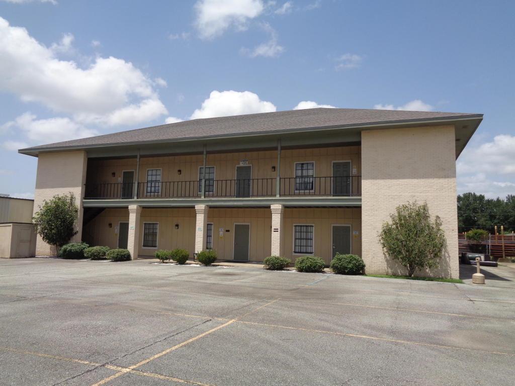 425 Industrial Parkway - Photo 1