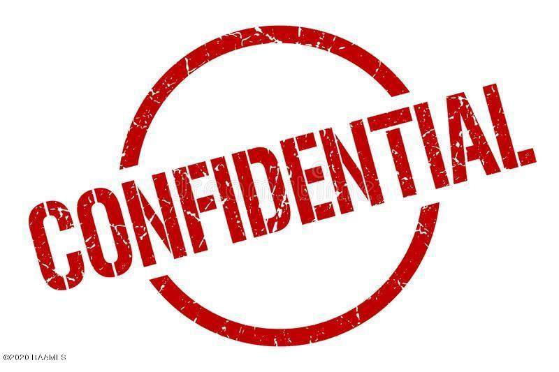 000 Confidential - Photo 1