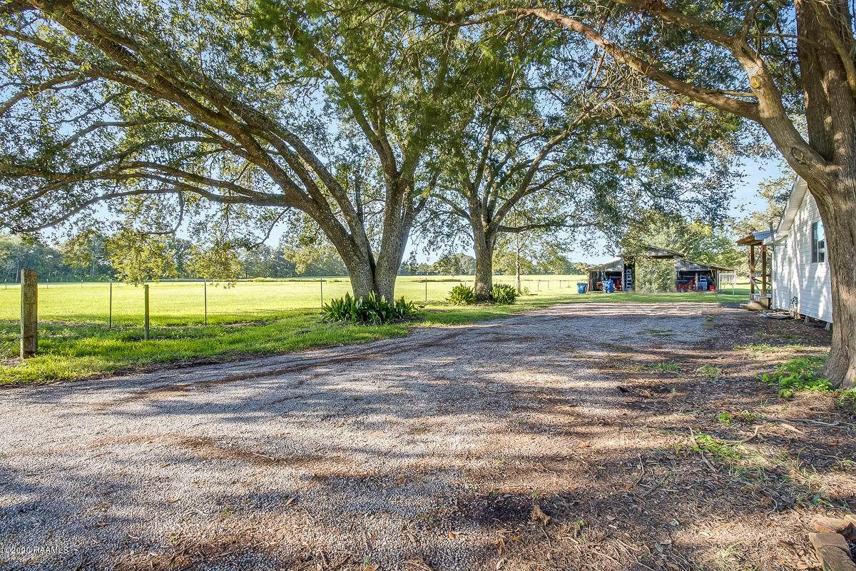 120 Hibou Road - Photo 1