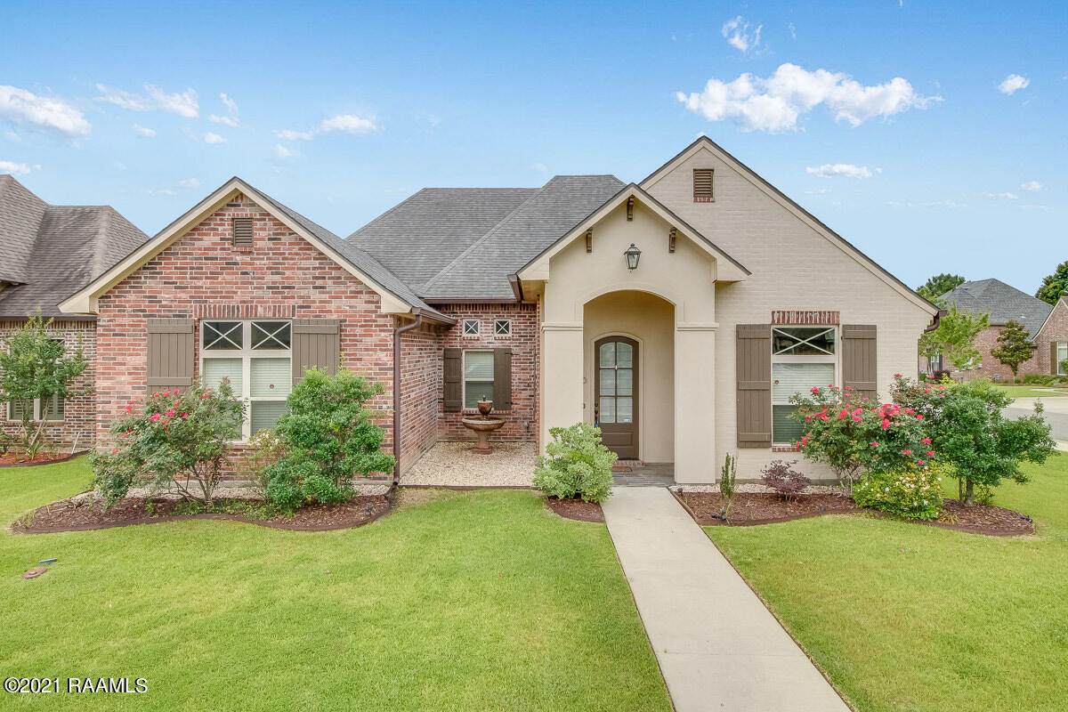 100 Flora Springs Drive - Photo 1