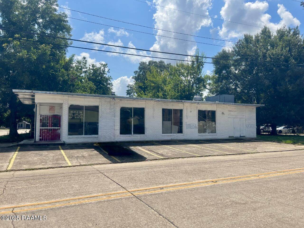 400 General Mouton Avenue - Photo 1