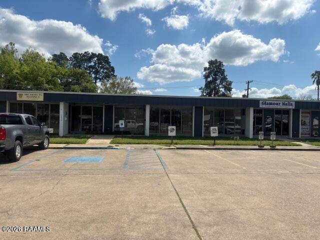 1004 Creswell Lane - Photo 1