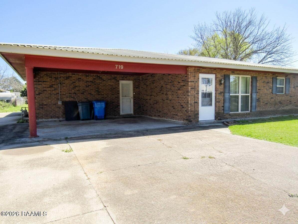 719 Lillian Street - Photo 1
