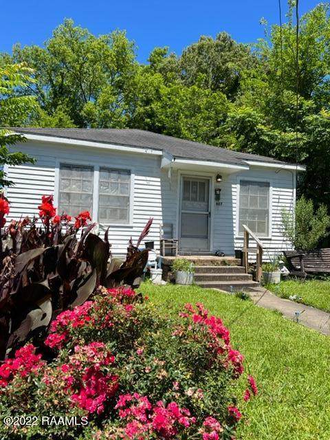 627 Union Street - Photo 1
